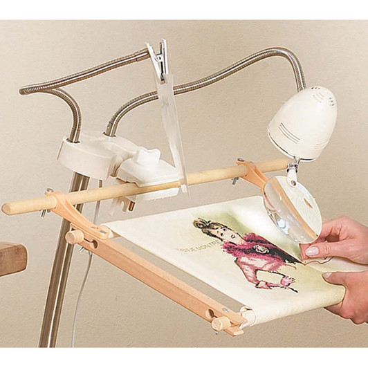 Daylight StichSmart 2 Magnifier & Chartholder