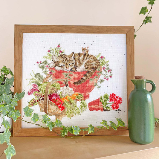 Bothy Threads Purrrfect Spot Counted Cross-Stitch Kit