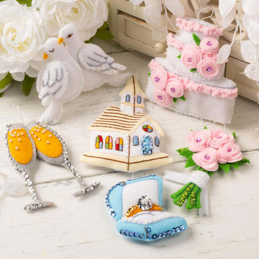 Bucilla Newlywed Keepsake Felt & Sequin Kit