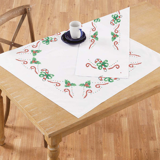 Christmas Treats Topper & Runner Thread Kit