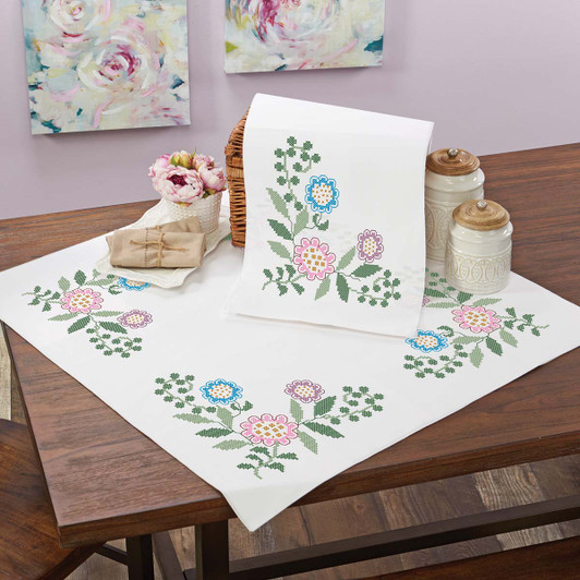 Herrschners Botanical Beauties Topper & Runner Thread Kit