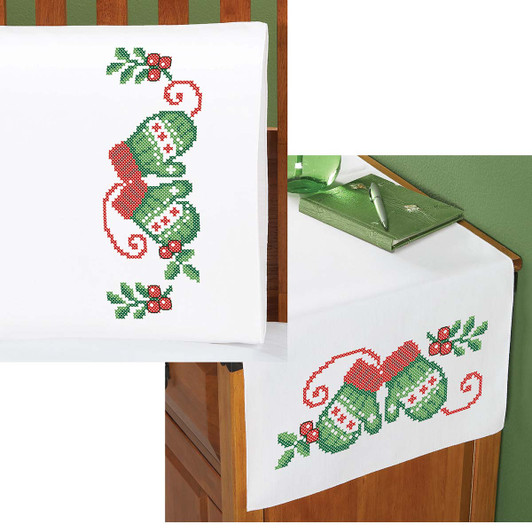 Herrschners Winter Warmth Pillowcase Pair or Dresser Scarf Thread Kit