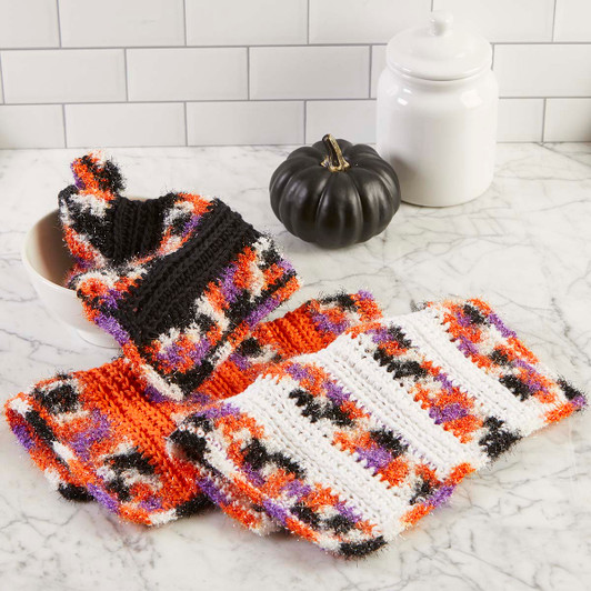 Village Yarn Spooky Scrub & Soft Dishcloths Crochet Kit