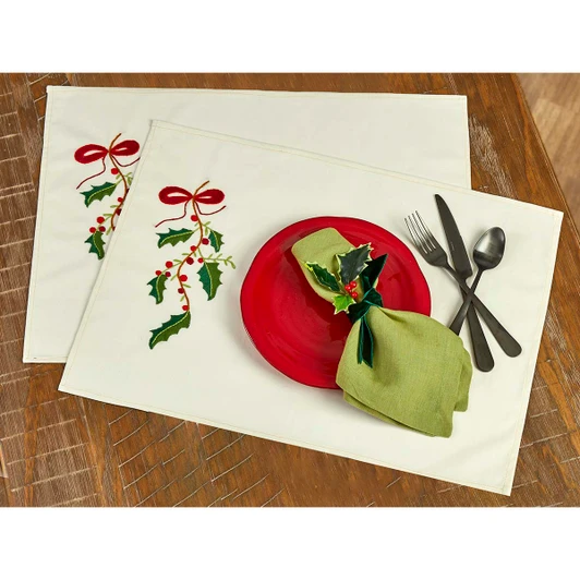 Herrschners Holly & Bows Place Mat Stamped Embroidery Kit