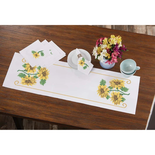 Herrschners Live, Love, Grow Table Runner & Napkins Thread Kit