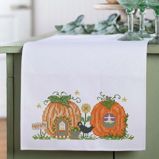 Herrschners Pumpkin Cottages Table Runner Free Download