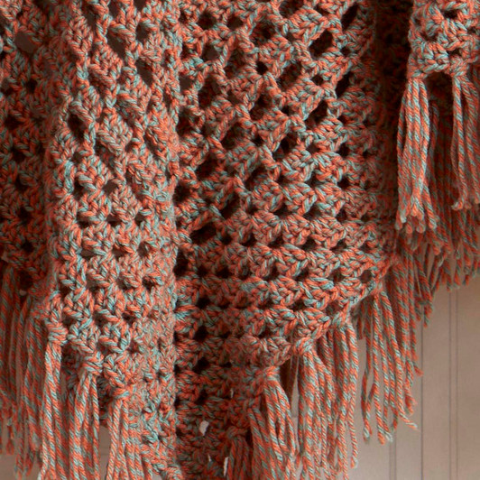 Herrschners Twisted Breeze Poncho Paid Download