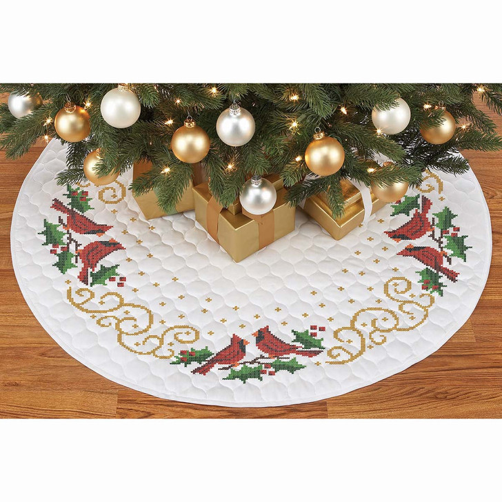 Holiday Cardinal Tree Skirt Thread Kit