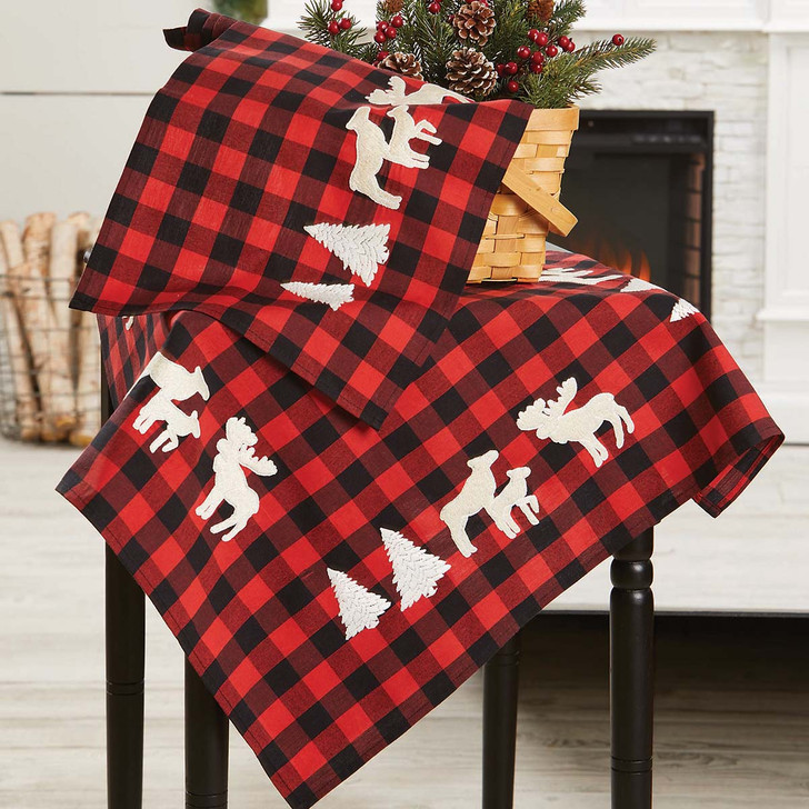 Herrschners Wintertime Table Topper & Runner Stamped Embroidery Kit