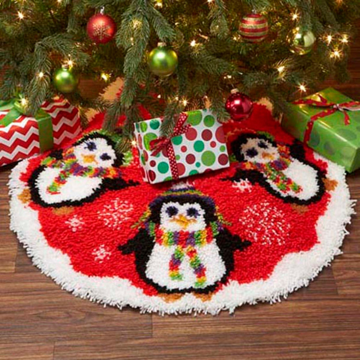 Herrschners Penguin Tree Skirt Latch Hook Kit
