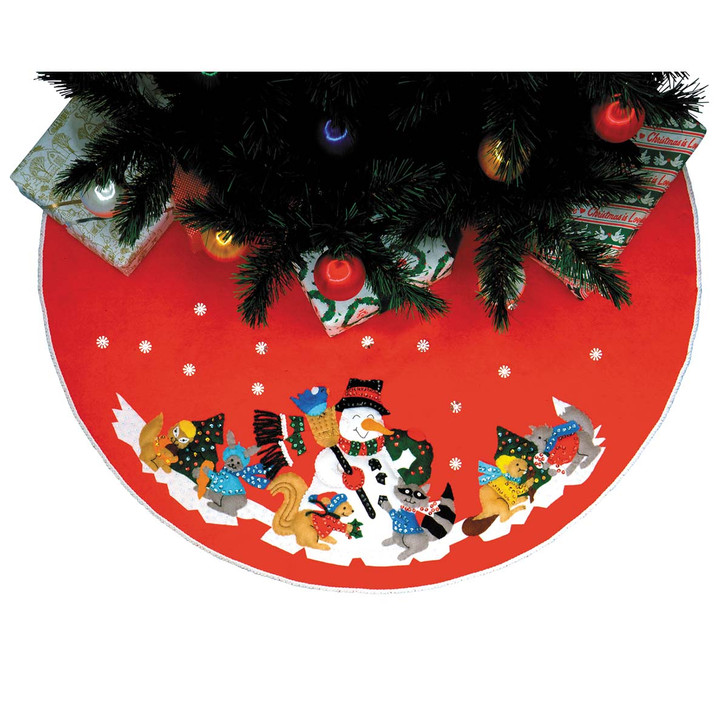 Design Works Snowman & Animals Tree Skirt Craft Kit