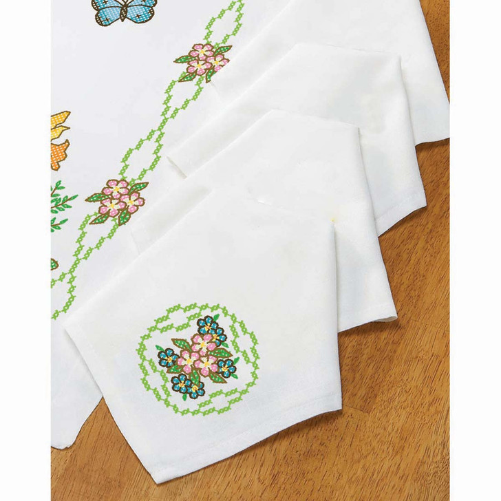 Bee Our Guest Napkins Thread Kit