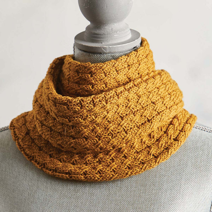 Willow Yarns Larissa Cable Cowl Yarn Kit