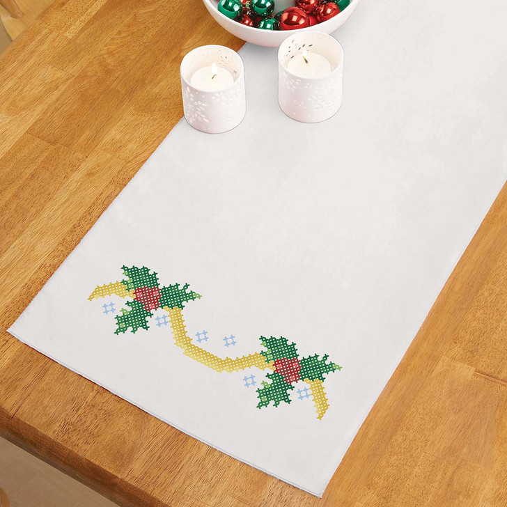 Herrschners Holly Garland Table Runner Stamped CrossStitch