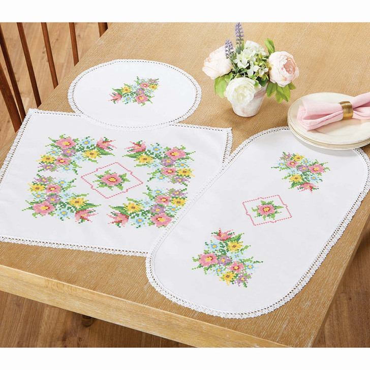 Herrschners Charming Garden Set Stamped Cross-Stitch