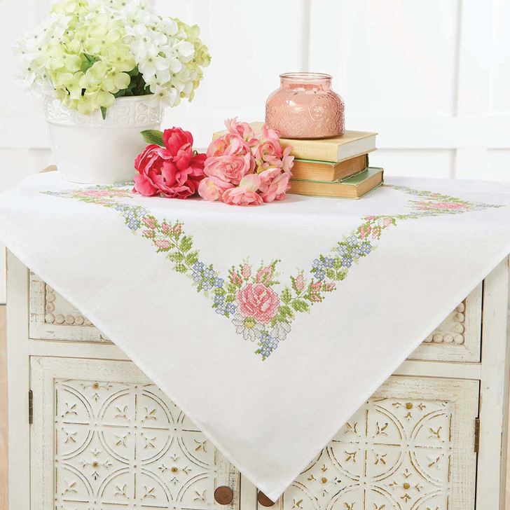 Village Linens Roses Border Table Topper SCS Linen Stamped Cross-Stitch Kit