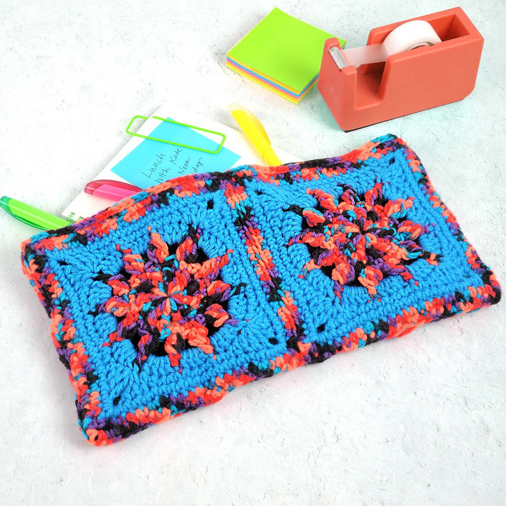 Herrschners Vivid Vibes Zipper Pouch Free Download