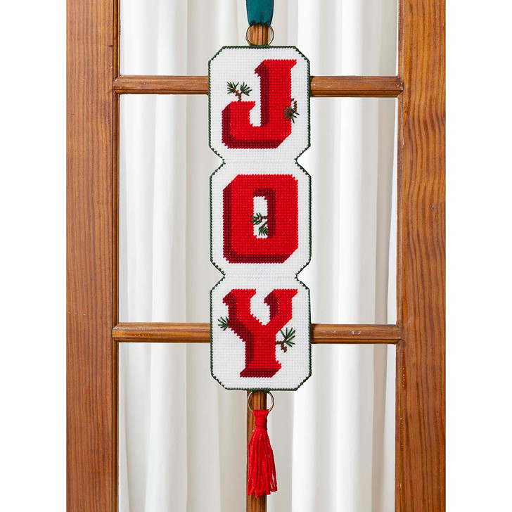 Herrschners Christmas Joy Wall Hanging Plastic Canvas Kit