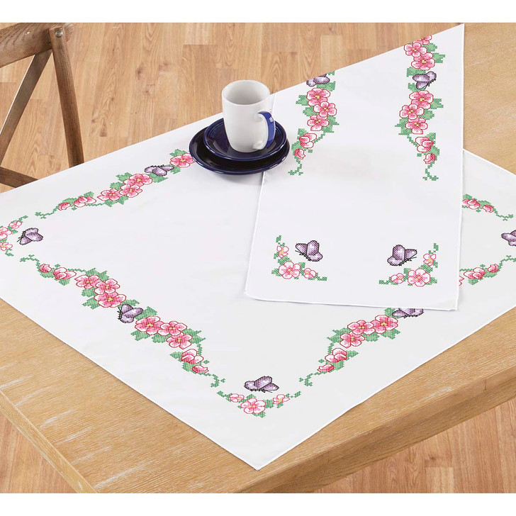 Herrschners Pink Petals Topper & Runner scs Stamped Cross-Stitch