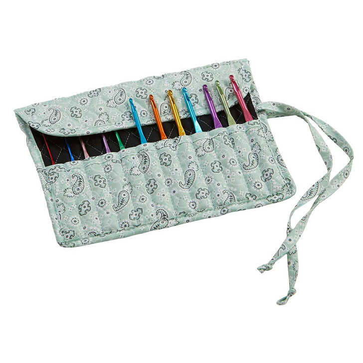 Herrschners Quillted Roll-Up Case - Petite Paisley Mint