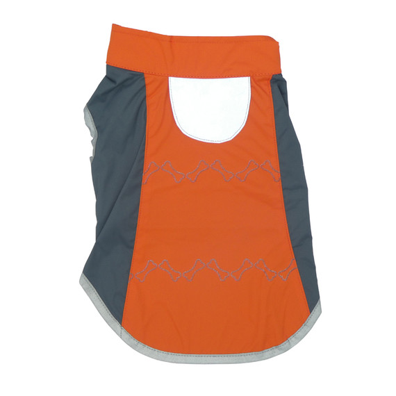 Light, bright & easy to spot – keep your pup safe in style!