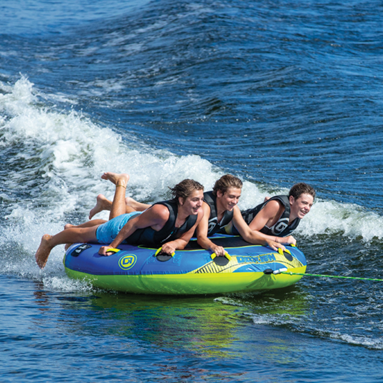 O'Brien Ultra Screamer 3-Person Towable Tube 