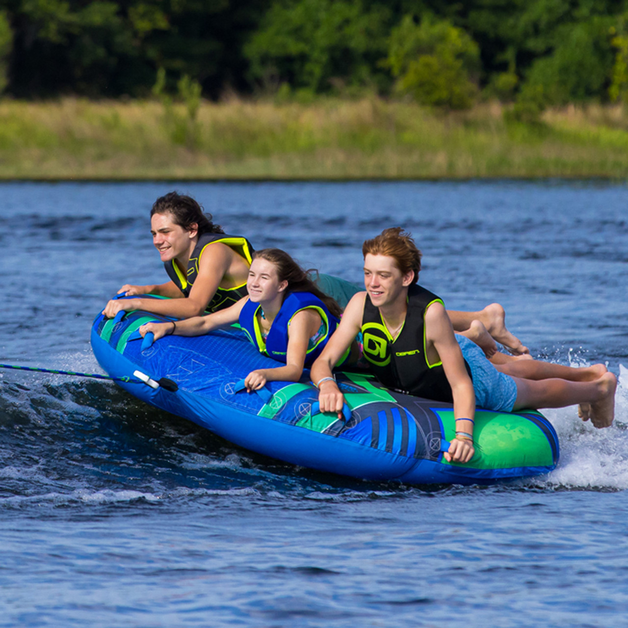 O'Brien Ultimate Ultra Screamer 3-Person Towable Tube