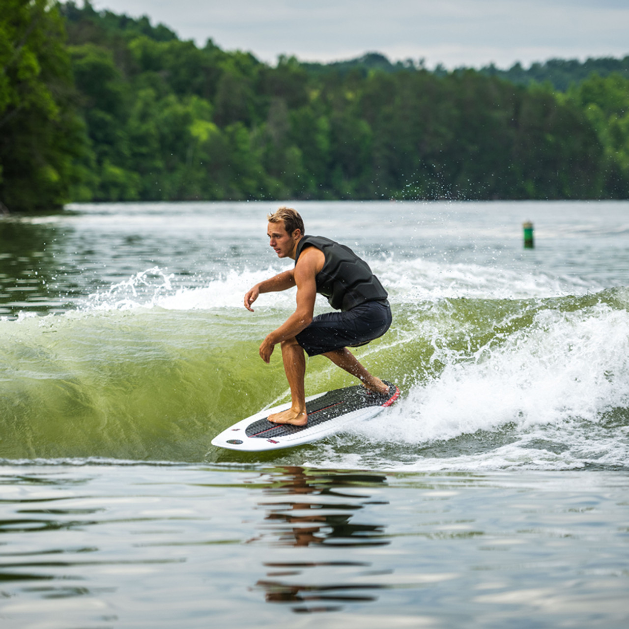 Hyperlite Buzz 4'8" Wakesurfer