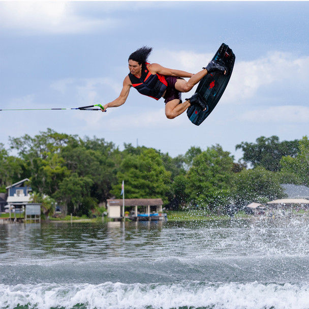 O'Brien Forum 141 cm Wakeboard Package with Local Bindings