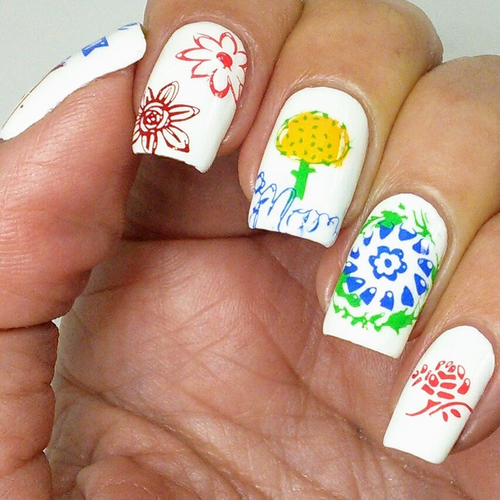 Mom Life Lantern & Wren nail stamp plate, available at www.lanternandwren.com.