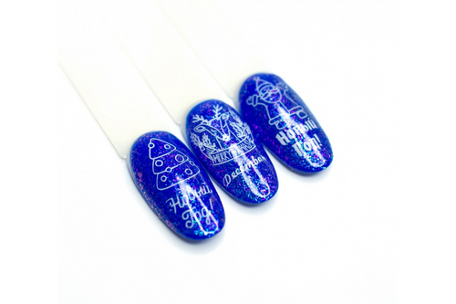 Lesly Winter Mood 3 nail stamping plate. Available at www.lanternandwren.com.