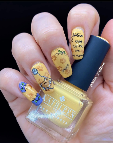 Lantern & Wren Kitten Fix cat nail stamping plate. Available in the USA at www.lanternandwren.com.