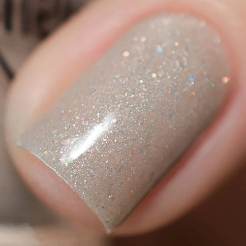 Penelope Luz nail polish Jaci. Available at www.lanternandwren.com.