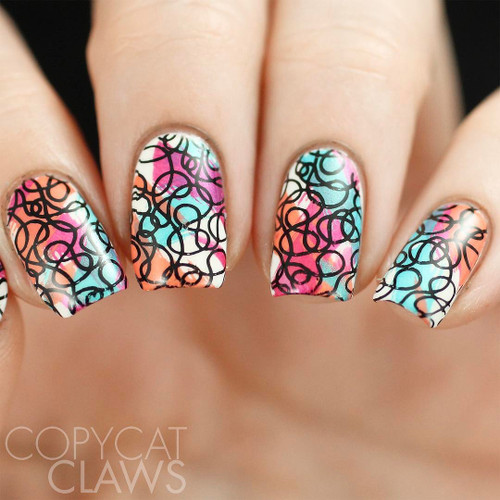 Uber Chic Texture-Licious 02 nail stamping plate. www.lanternandwren.com. Mani by @copycatclaws.