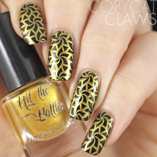 Hit the Bottle stamping polish To Have and to Gold, in the USA at www.lanternandwren.com. Mani by @copycatclaws.