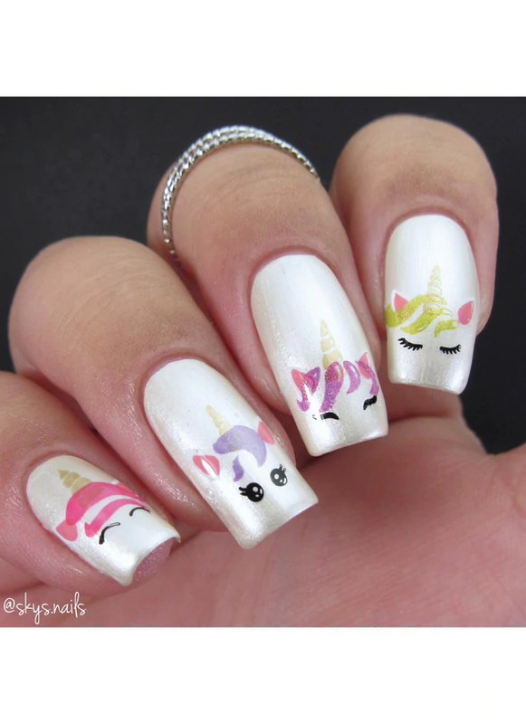 Uber Chic Unicorn Love 02 nail stamping plate. A stamping