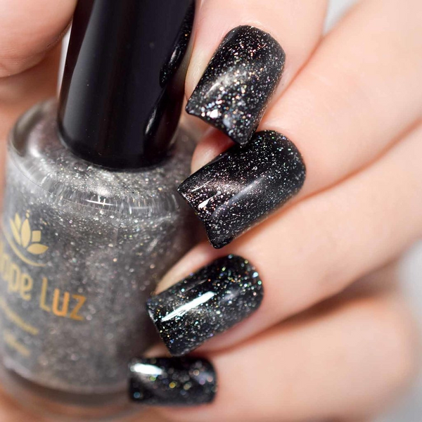 Penelope Luz nail polish Magical Dream. Available at .