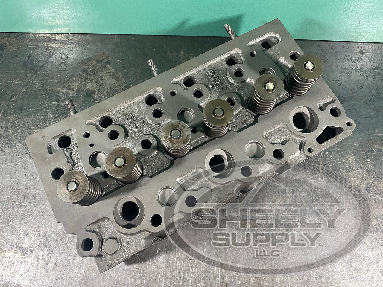 d2366t-cylinder head-assembly-part-no-65-03101-6496v-image-02