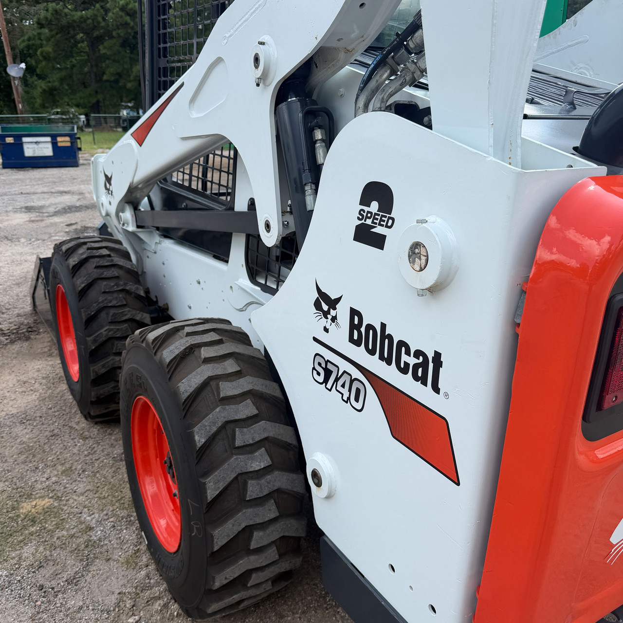 2018-BOBCAT-S740-SIDE-FRAME-IMAGE-2