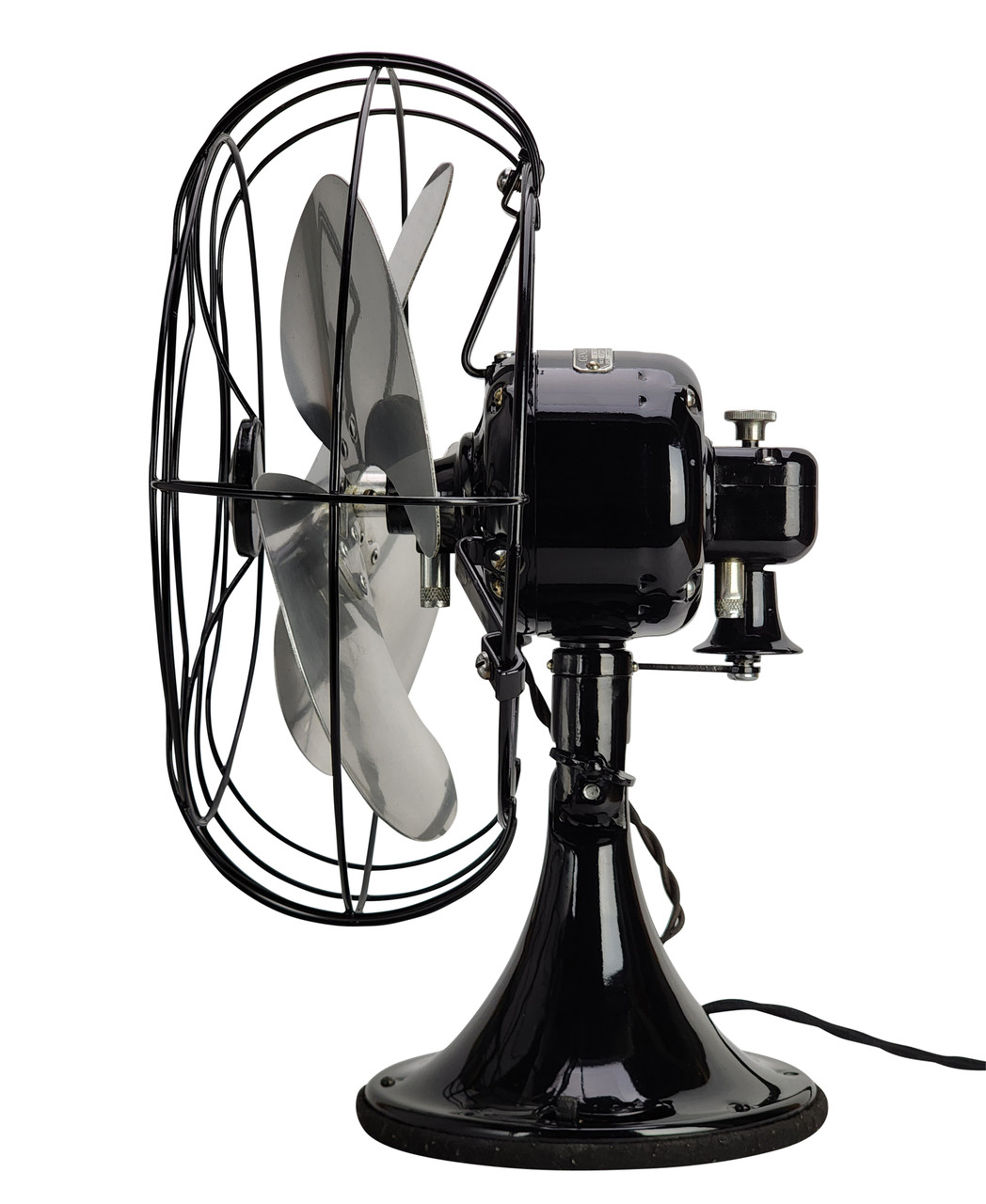 Restored Circa 1930's General Electric Quiet Blade 12