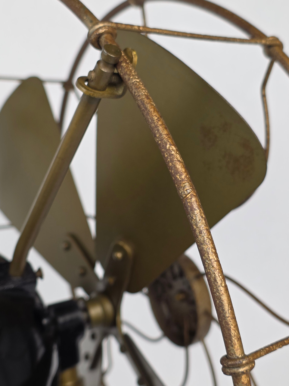 Circa 1930's Professionally Restored Verity Orbital Oscillating