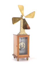 1890's Zephyr Tall Clockwork Fan Paris