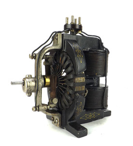 Circa 1889 Edison No. 00 C Frame Battery Bipolar Circa 1889 Edison No. 00 C Frame Battery Bipolar