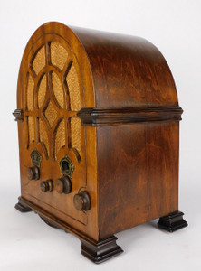 Late 1930's General Electric Model K-52 Cathedral Radio Late 1930's General Electric Model K-52 Cathedral Radio