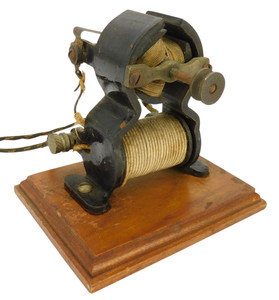 Circa 1900 Cast Iron 6v Toy Motor