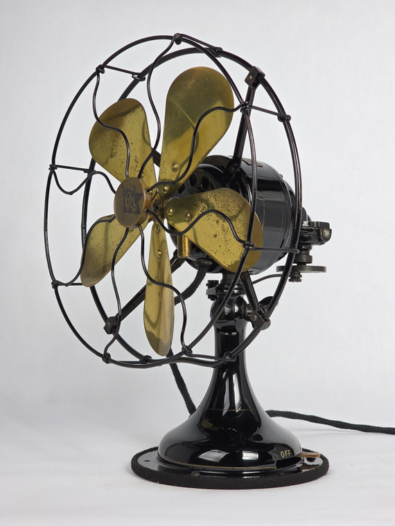 Circa 1916 R&M Robbins Myers Model 2610 9" 5 Brass Blade Desk Fan