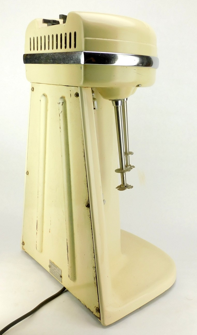 Circa 1950's Hamilton Beach Model 40 DM 3 Head Milkshake Maker