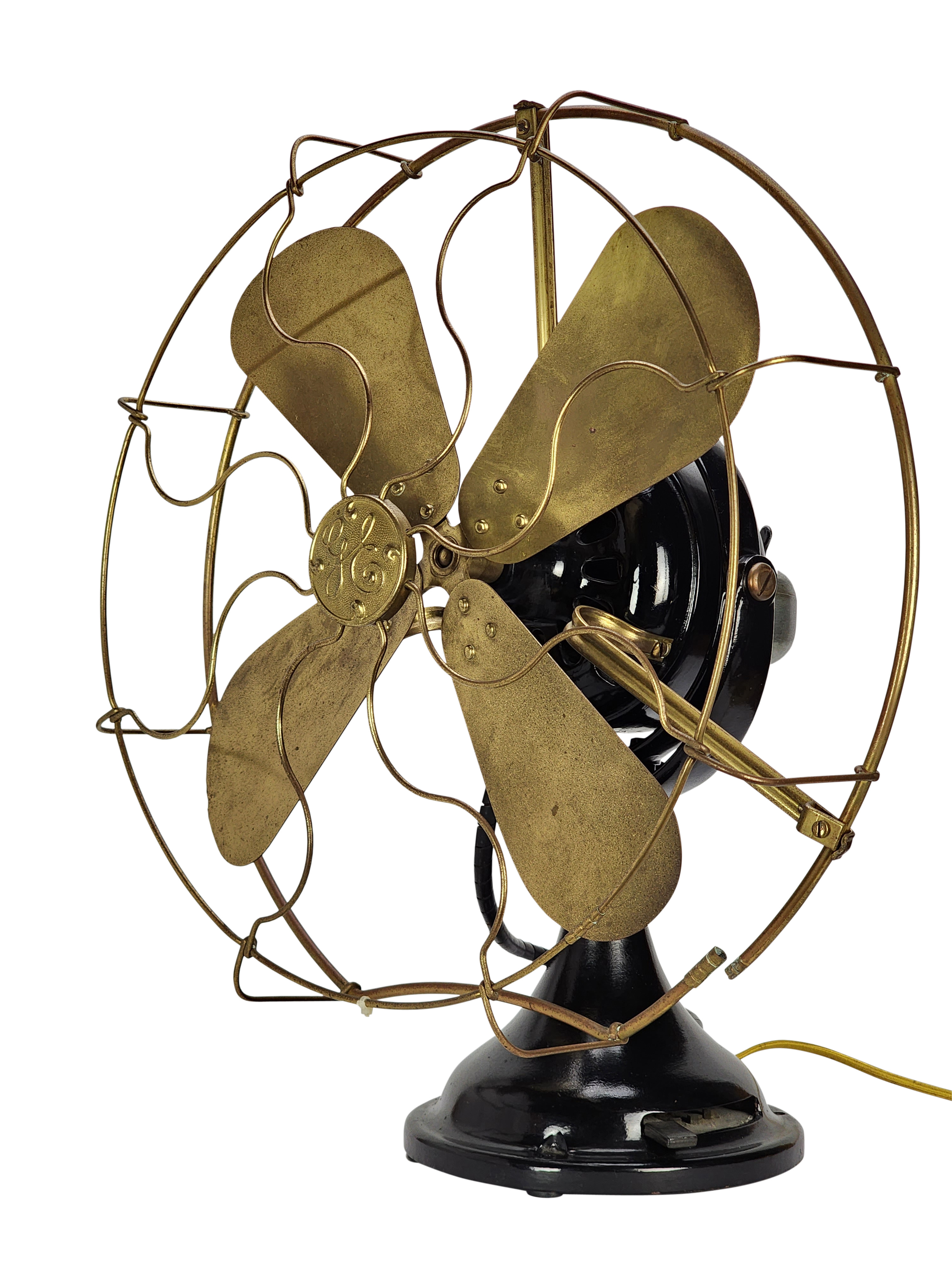 Circa 1911 16" GE Kidney Oscillating Desk Fan