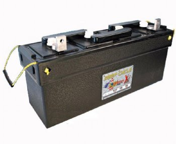 15-4-1  8 Volt Marine Battery