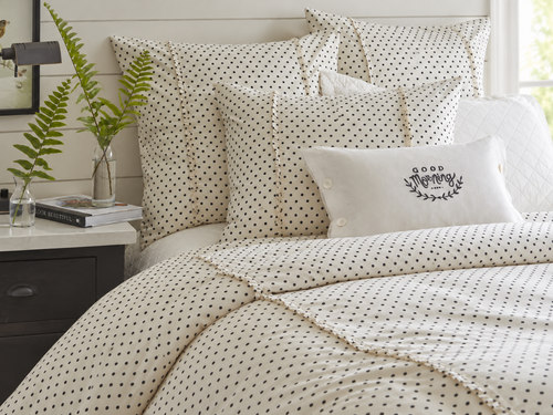 Farmhouse Style Pillows & Throws